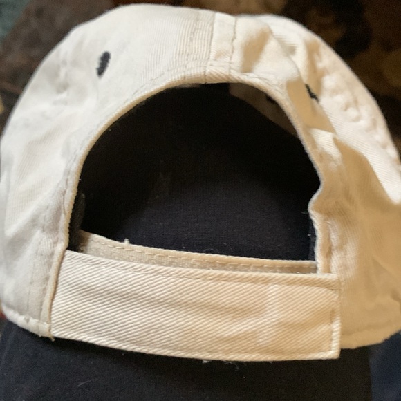 Light Beige Cap - Picture 2 of 3